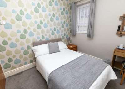 Single guest room